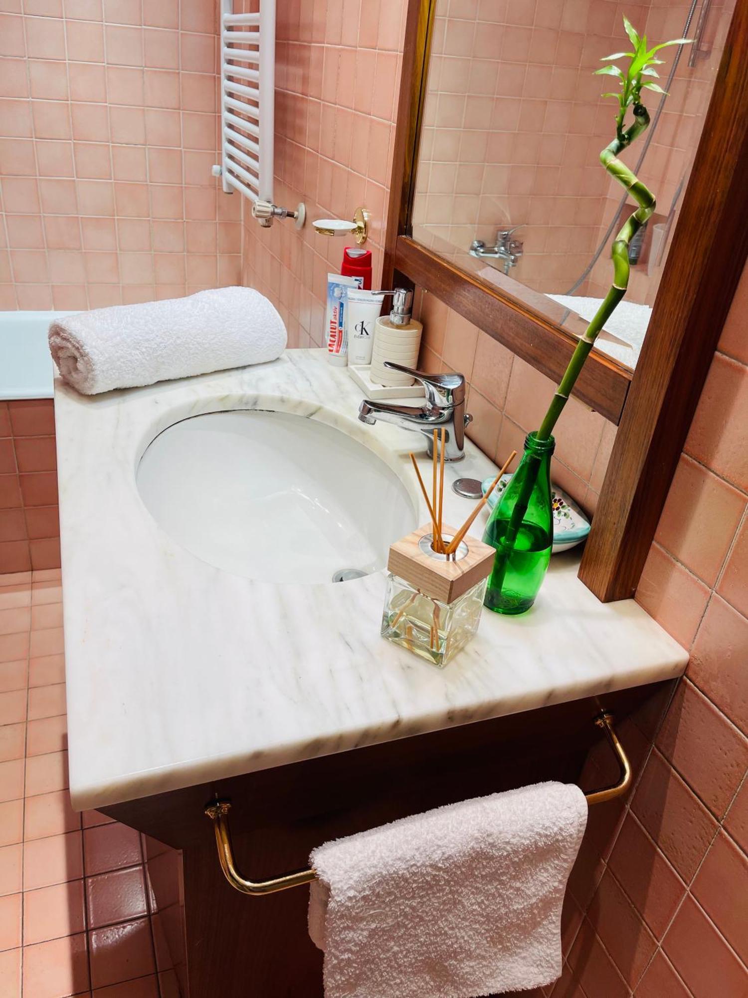 Holiday Colosseum Rome Bed and Breakfast Buitenkant foto